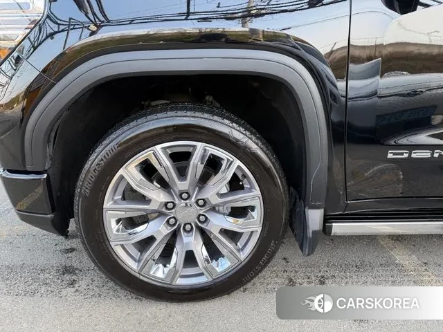 GMC Sierra 2023 Черный из Кореи, фото 2