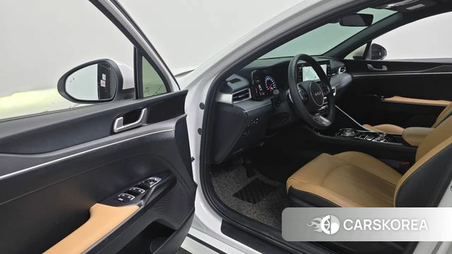 Kia K5 3rd generation 2022 Белый из Кореи, фото 2