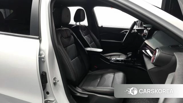 Chevrolet (GM Daewoo) Trax Crossover 2023 Белый из Кореи, фото 2