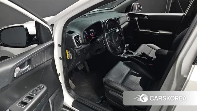 Kia Sportage 4th Generation 2018 Белый из Кореи, фото 2