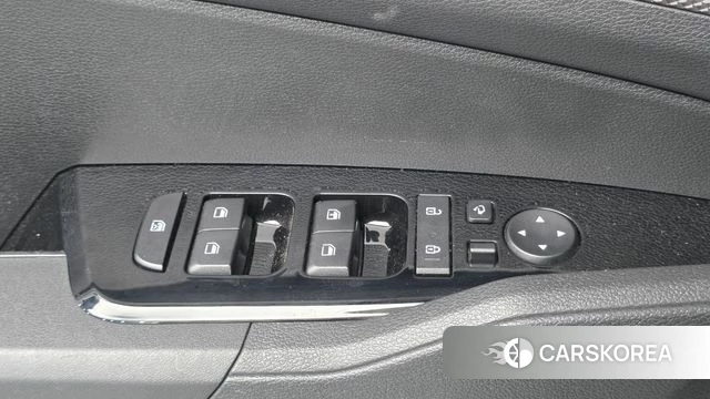 Kia Sportage 5th Generation 2023 Белый из Кореи, фото 2