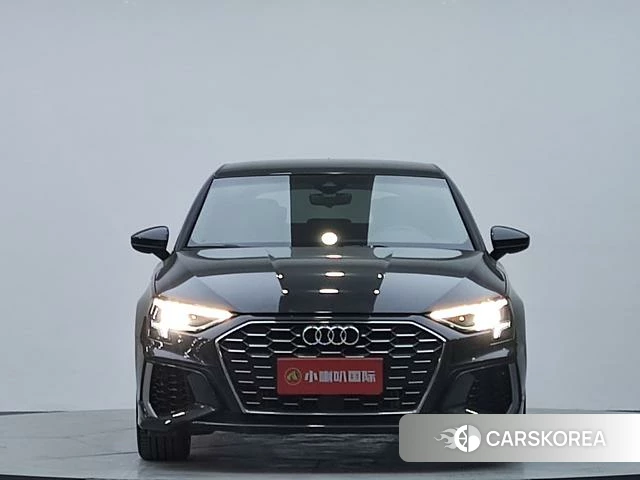 Audi A3 2023 Черный из Китая, фото 2
