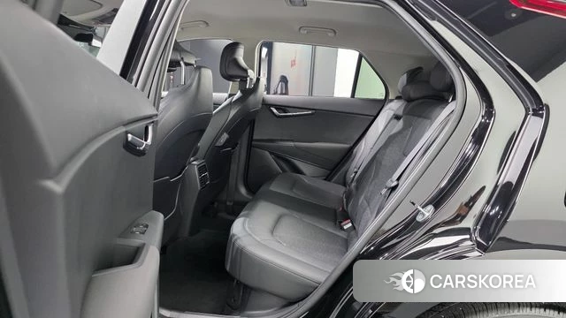 Kia Di Ol Nu Niro 2023 Черный из Кореи, фото 2