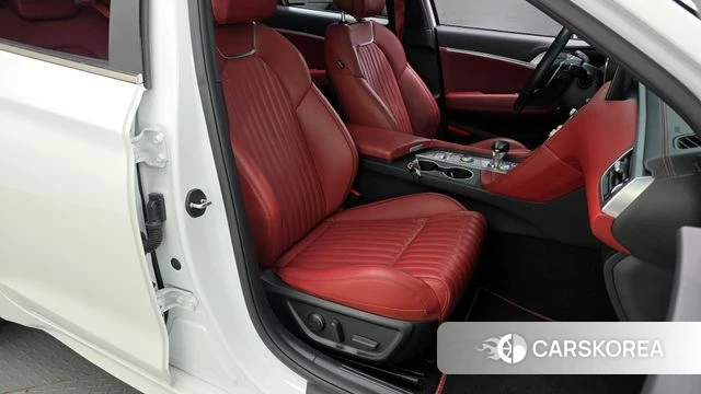 Genesis The New G70 2021 Белый из Кореи, фото 2