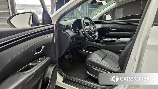 Hyundai Tucson (NX4) 2022 Белый из Кореи, фото 2