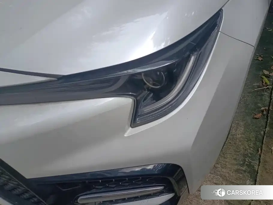 Toyota Levin 2022 Белый из Китая, фото 2