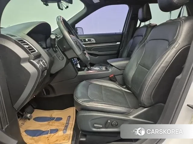 Ford Explorer 2019 Белый из Кореи, фото 2
