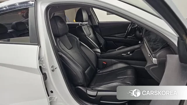 Hyundai Avante (CN7) 2021 Белый из Кореи, фото 2