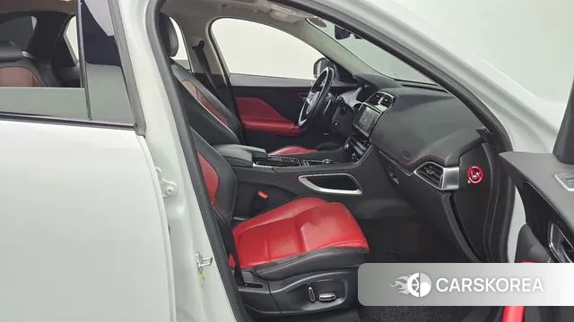 Jaguar F-PACE 2019 Белый из Кореи, фото 2