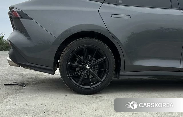 Chang'an UNI-V 2024 Темно-серый из Китая, фото 2