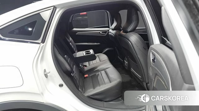 Renault Korea (Samsung) Arcana 2024 Белый из Кореи, фото 2