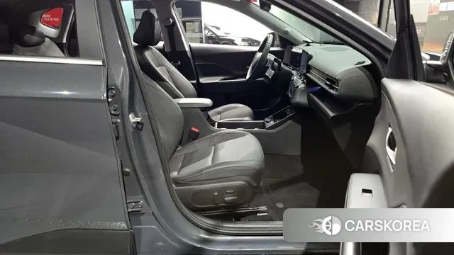 Hyundai Kona (SX2) 2024 Серый из Кореи, фото 2