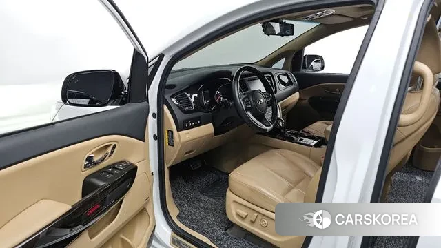 Kia The New Carnival 2019 Белый из Кореи, фото 2