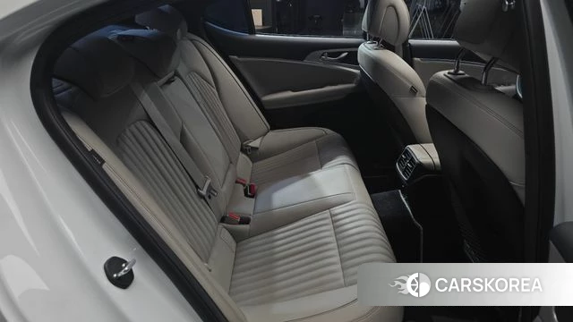 Genesis The New G70 2021 Белый из Кореи, фото 2