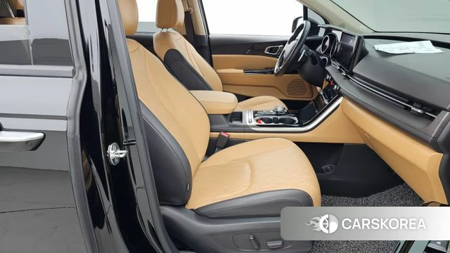 Kia Carnival 4th generation 2022 Черный из Кореи, фото 2