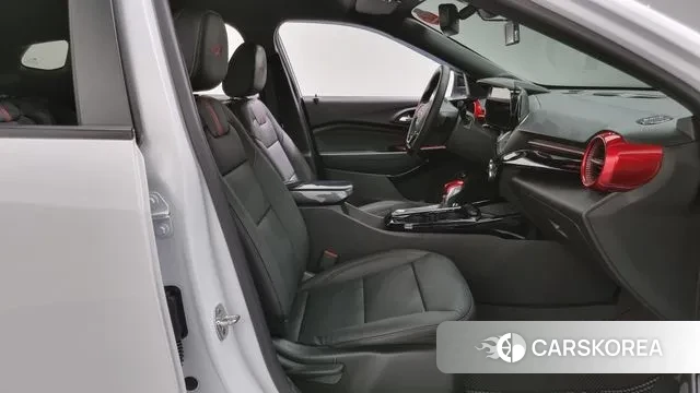 Chevrolet (GM Daewoo) Trax Crossover 2024 Белый из Кореи, фото 2