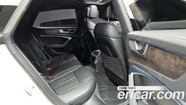 Audi A7 (4K) 2021 Белый из Кореи, фото 2