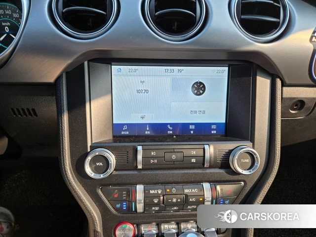 Ford Mustang 2023 Черный из Кореи, фото 2