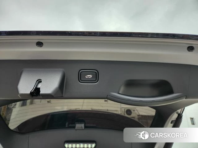 Kia The New Sportage 5th Generation 2025 Серебристо-серый из Кореи, фото 2