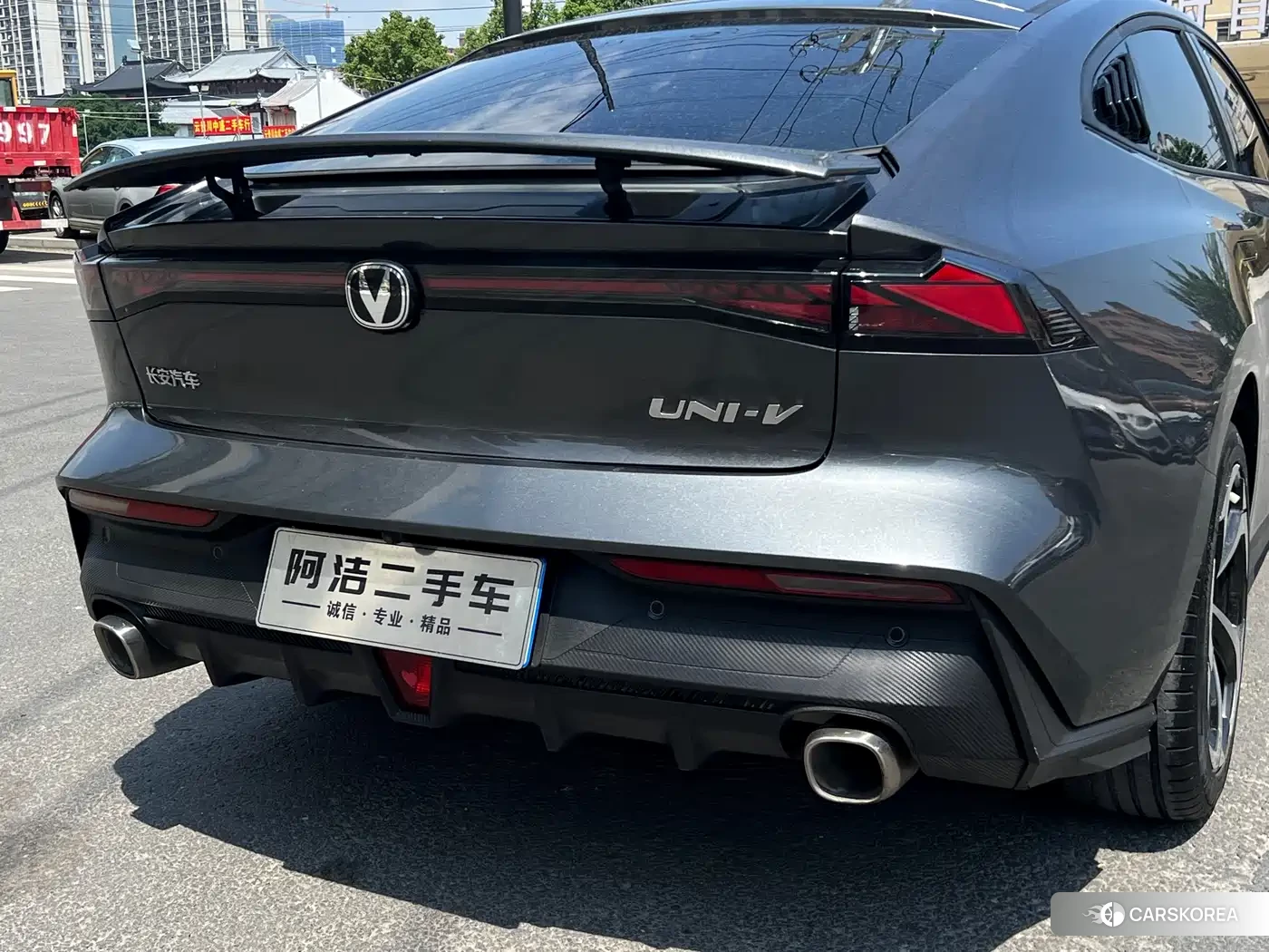 Chang'an Changan UNI-V 2022 Silver/gray из Китая, фото 2