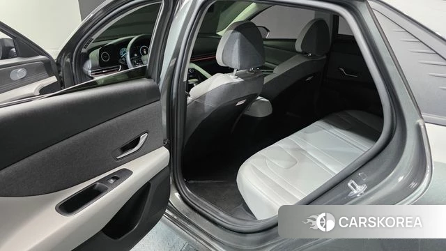Hyundai Avante Hybrid (CN7) 2021 Серый из Кореи, фото 2