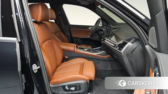 BMW X7 (G07) 2026 Черный из Кореи, фото 2