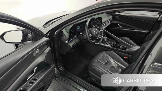 Hyundai Avante Hybrid (CN7) 2020 Серый из Кореи, фото 2