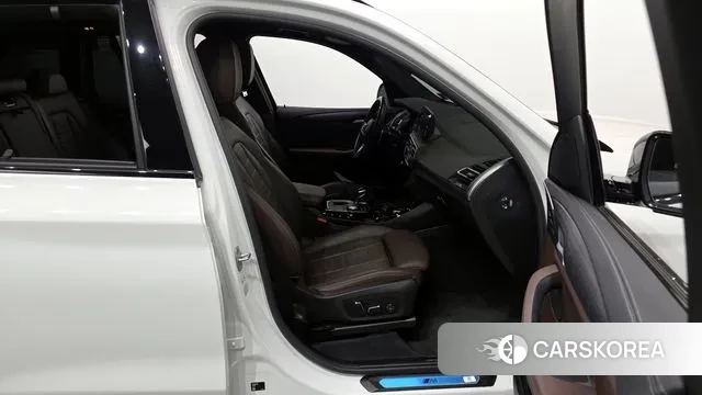 BMW X3 (G01) 2024 Белый из Кореи, фото 2