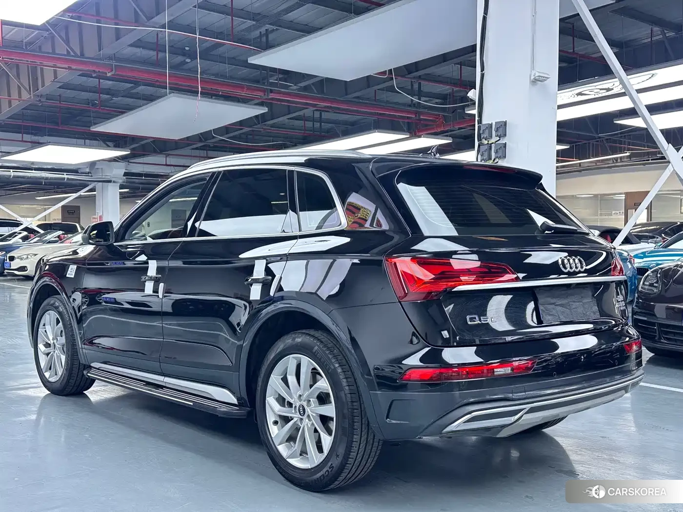 Audi Q5L 2023 Черный из Китая, фото 2