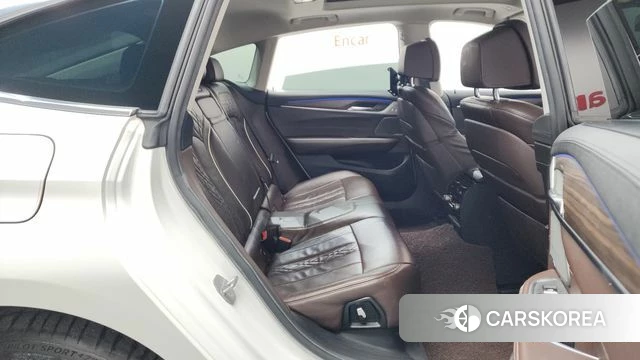 BMW 6 Series GT (G32) 2018 Белый из Кореи, фото 2