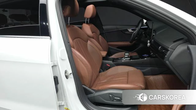 Audi A4 (B9) 2020 Белый из Кореи, фото 2