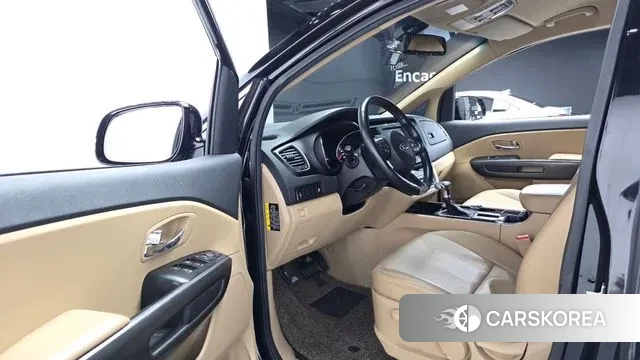 Kia The New Carnival 2019 Черный из Кореи, фото 2