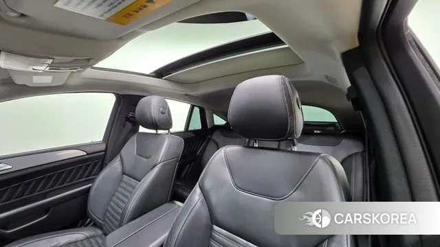 Mercedes-Benz GLE - Class W166 2018 Белый из Кореи, фото 2