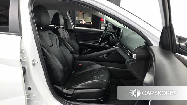 Hyundai Avante (CN7) 2021 Белый из Кореи, фото 2