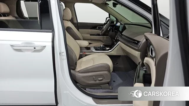 Kia Carnival 4th generation 2023 Белый из Кореи, фото 2