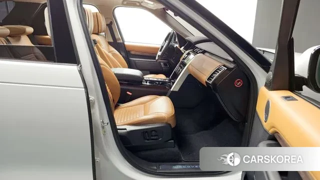 Land Rover Discovery 5 2019 Белый из Кореи, фото 2