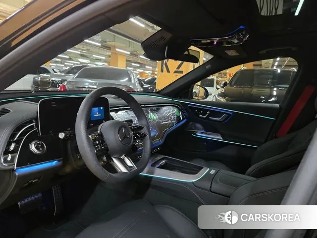 Mercedes-Benz E-Class W214 2025 Черный из Кореи, фото 2