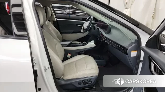 Kia EV6 2022 Белый из Кореи, фото 2