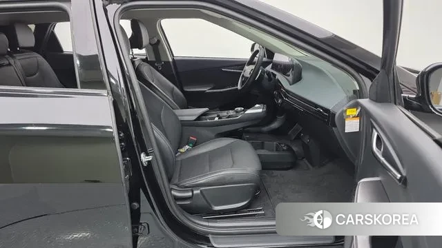 Kia EV6 2021 Черный из Кореи, фото 2