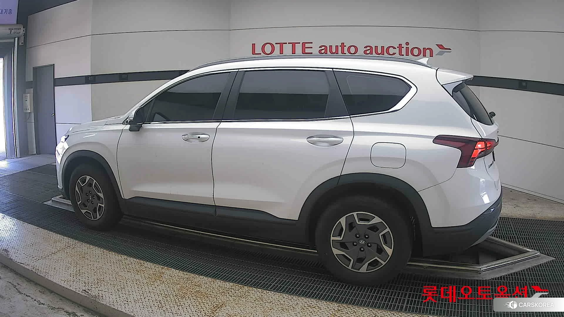 Hyundai Santa Fe Hybrid 2022 Белый из Кореи, фото 2