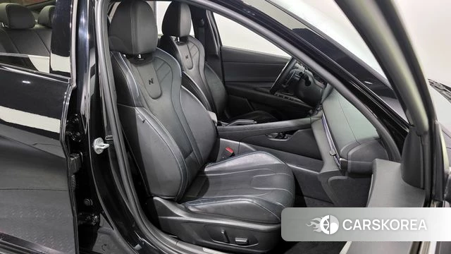 Hyundai Avante (CN7) 2022 Черный из Кореи, фото 2