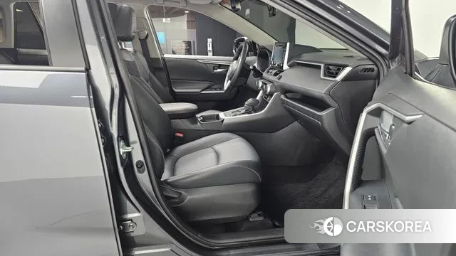 Toyota RAV4 5th Generation 2020 Серый из Кореи, фото 2