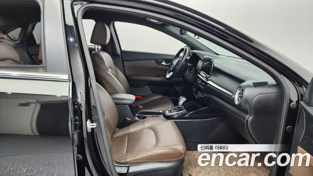 Kia Come New K3 id 2490115 из Кореи 2