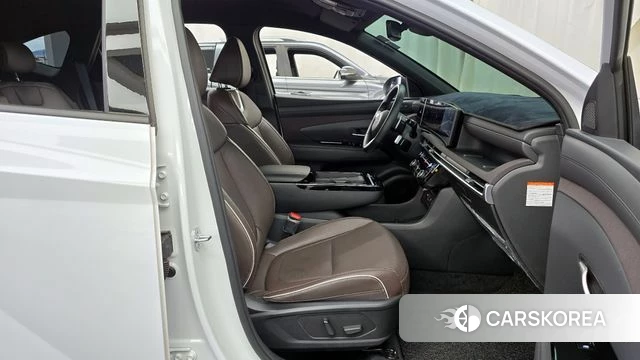 Hyundai The New Tucson Hybrid (NX4) 2024 Белый из Кореи, фото 2