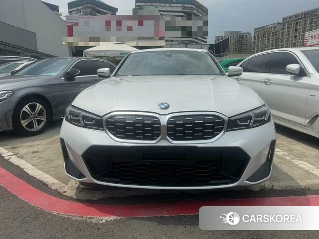 BMW 3 series 2022 Белый из Китая, фото 2