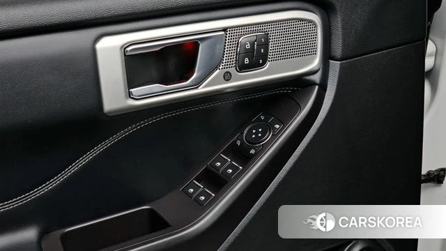 Ford Explorer 6th Generation 2019 Белый из Кореи, фото 2