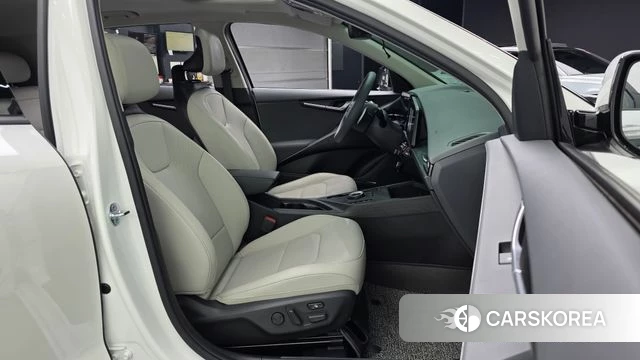 Kia Di Ol Nu Niro 2022 Белый из Кореи, фото 2