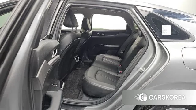 Kia K5 3rd generation 2021 Серебряный из Кореи, фото 2