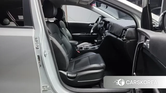 Kia Sportage 4th Generation 2018 Серебристо-серый из Кореи, фото 2