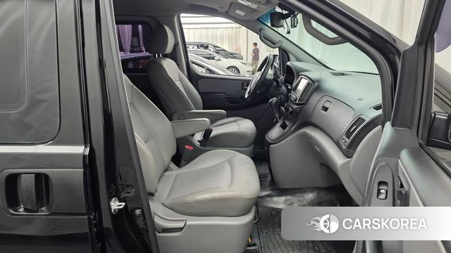 Hyundai The New Grand Starex 2019 Черный из Кореи, фото 2